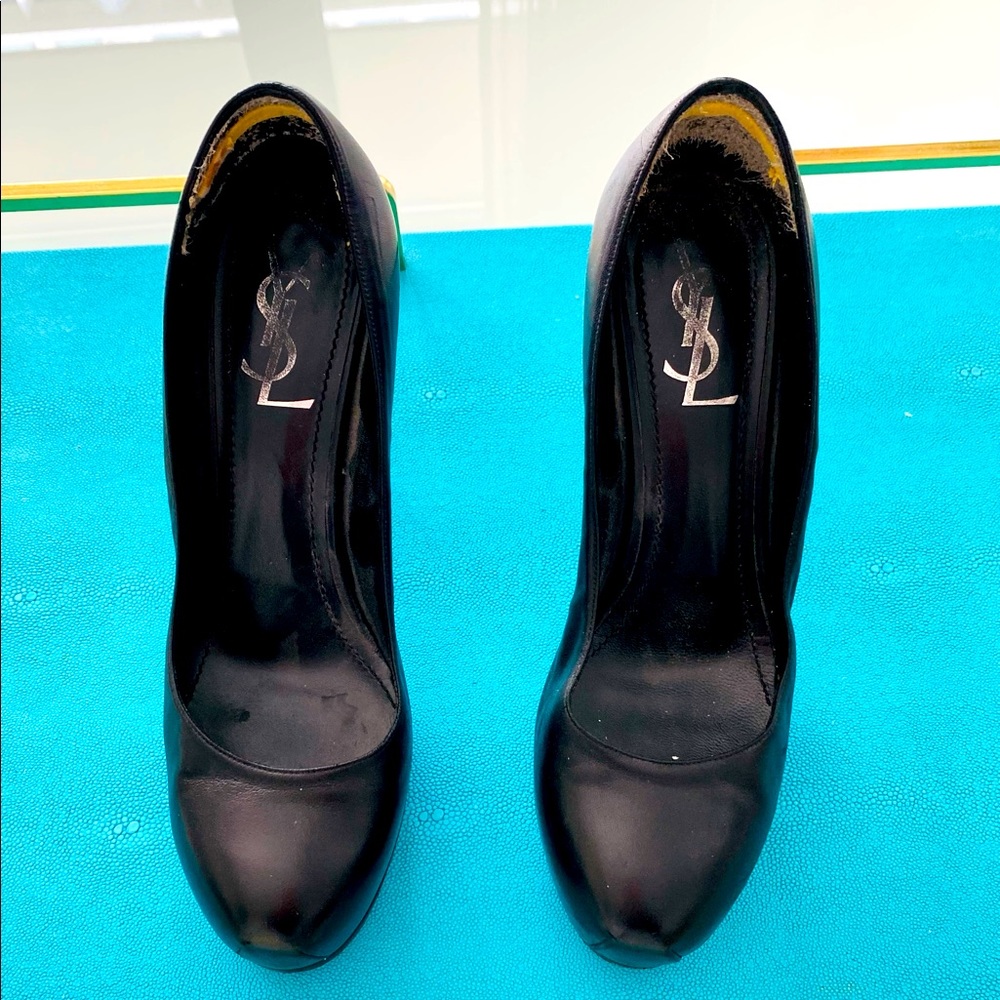 Yves Saint Laurent tribute black heel